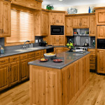 Natural Warm Kitchen with Pine Cabinetry_2