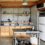 Natural Warm Kitchen with Pine Cabinetry_7